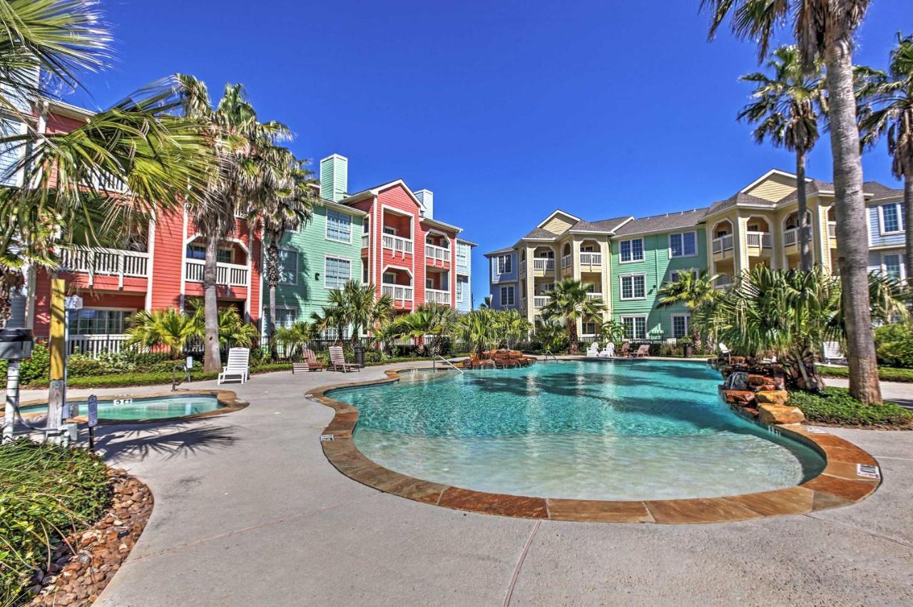 Colorful Galveston Retreat Steps From Beach And Pool Extérieur photo